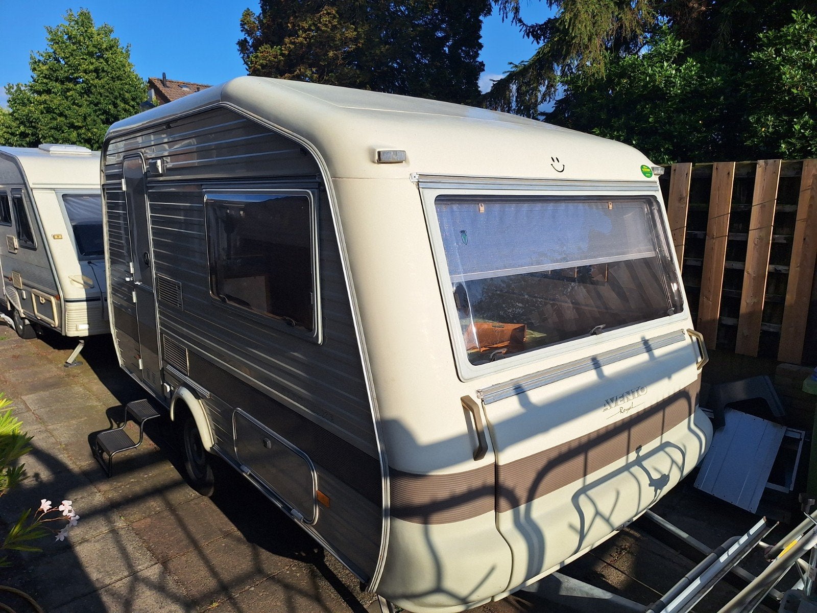 Avento Royal 395 TL Caravan uit 1994 met Lengtebed, Koelkast, 750 - 1000 kg, Particulier, Dwarsbed