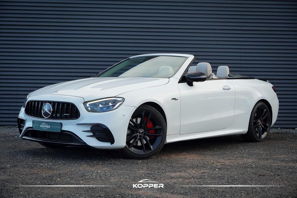 Mercedes-Benz E-klasse Cabrio 300 AMG Line / 53 AMG Uitgevoe, Auto's, Mercedes-Benz, Achterwielaandrijving, 4 cilinders, 4 stoelen