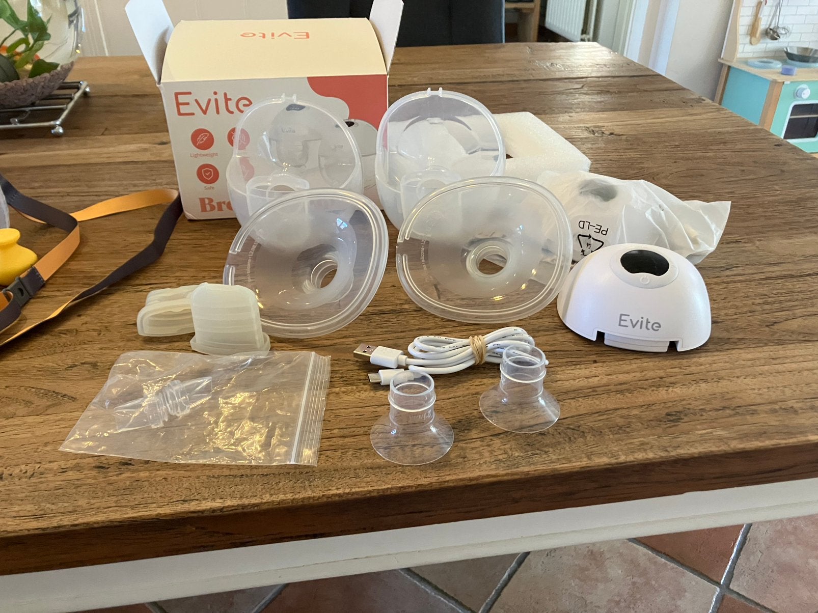 Evite draadloze borstkolf, gratis medela borstmelk collector, Ophalen of Verzenden, Gebruikt, Borstkolf