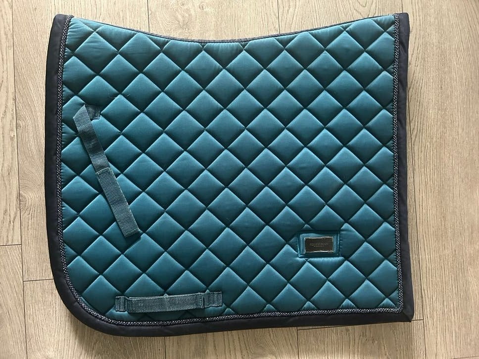 Meerdere dekjes van Equestrian stockholm & Kentucky, Full (L), Ophalen of Verzenden, Zo goed als nieuw, Equestrian Stockholm