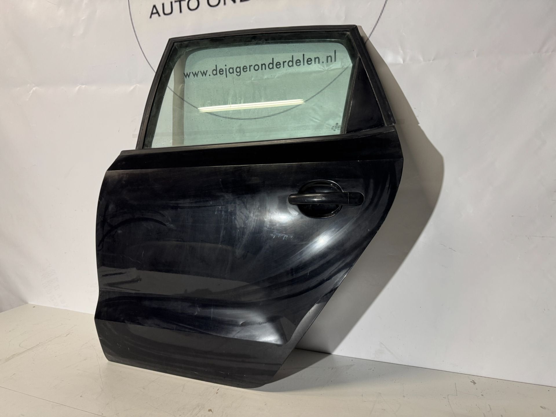 POLO 6R DEUR PORTIER LINKS ACHTER 6R4833311, Gebruikt, Volkswagen AG, Achter, Berliner Ring 2
38440  Wolfsburg, DE