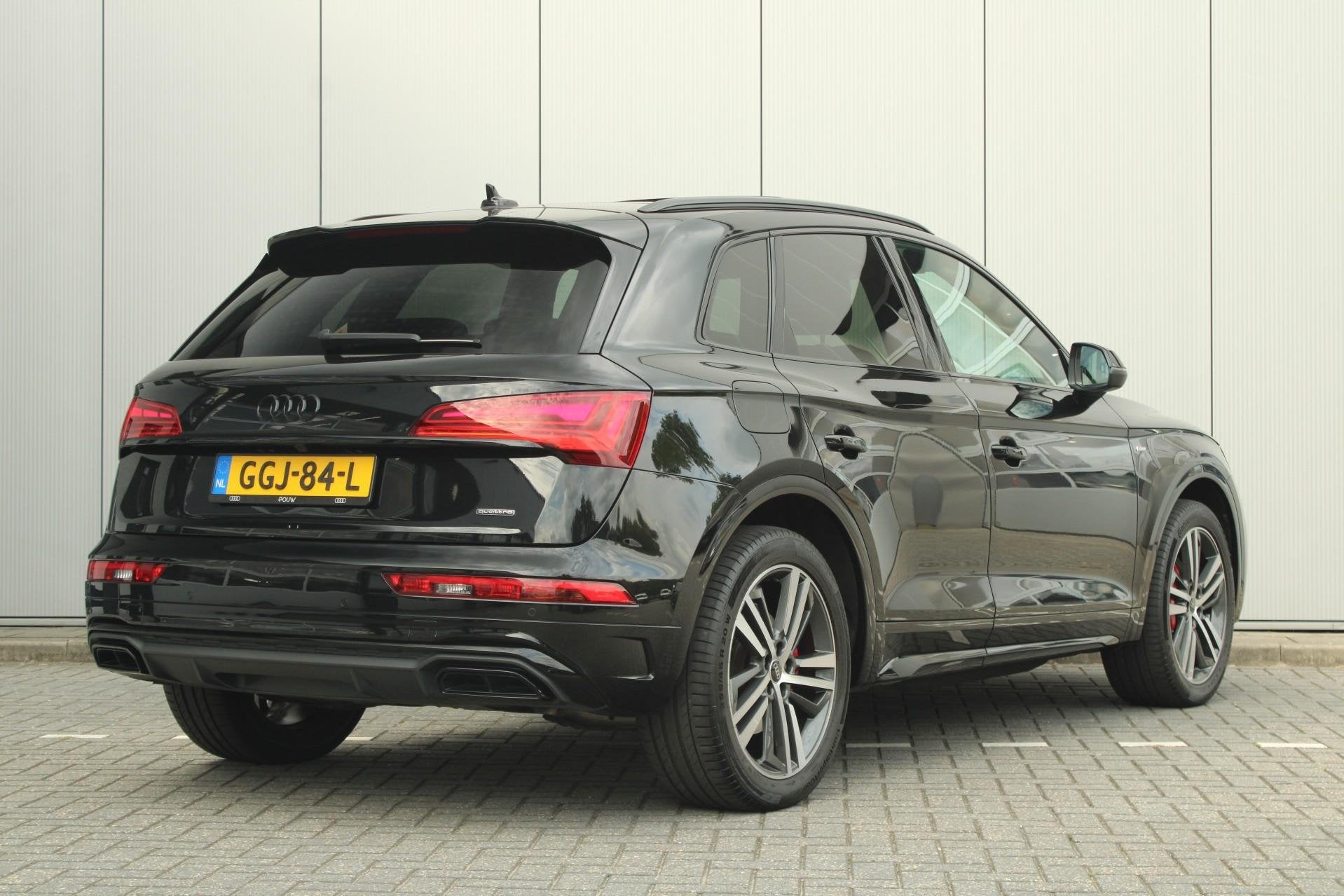 Audi Q5 50 TFSIe 299pk S edition Competition | Panoramadak |, Auto's, Automaat, 12 maanden, 14 kWh, Gebruikt