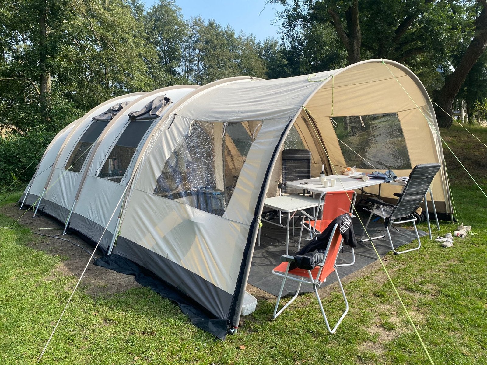Grote Obelink 6-persoons tent met 3 slaapcabines, Caravans en Kamperen, Ophalen, Gebruikt, Tot en met 6
