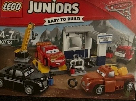 Lego Juniors Cars 3 Smokey's Garage 10743, Ophalen of Verzenden, Gebruikt