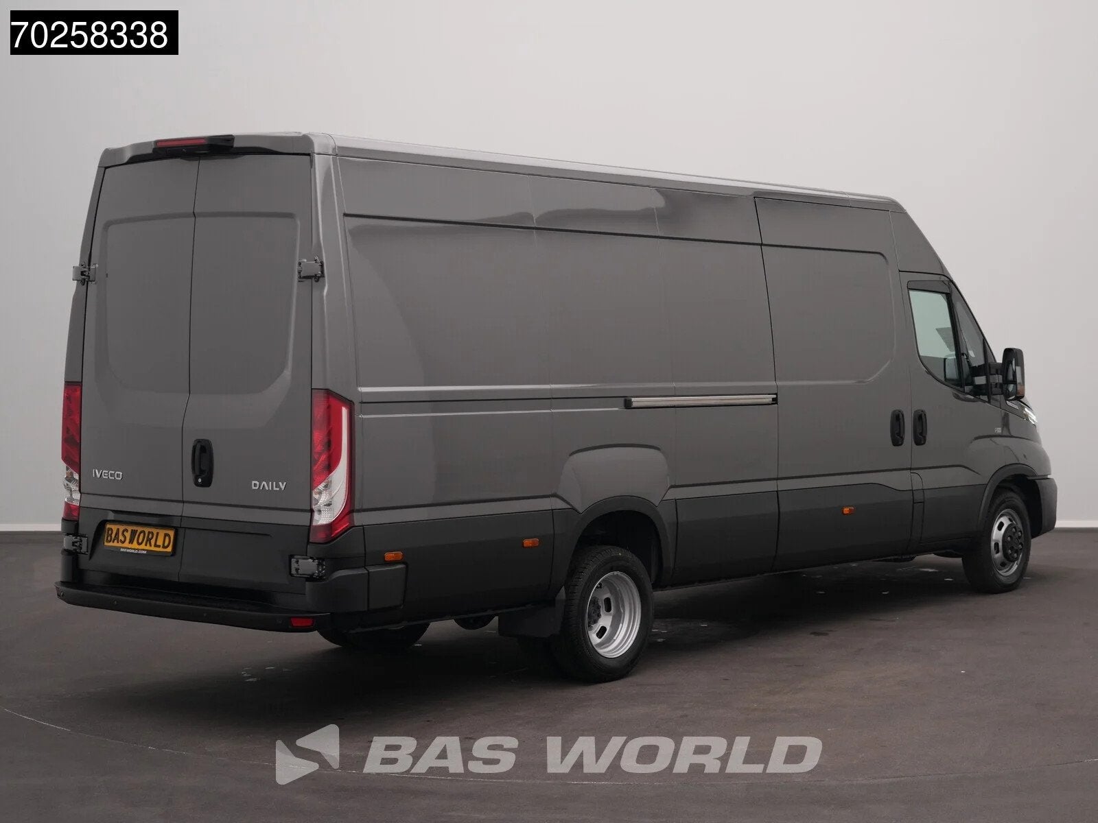 Iveco Daily 35C21 BPM VRIJ! 3.0L Automaat 210PK L3H2 2025-Mo, Auto's, Bestelauto's, Automaat, Stof, Euro 6, 4 cilinders