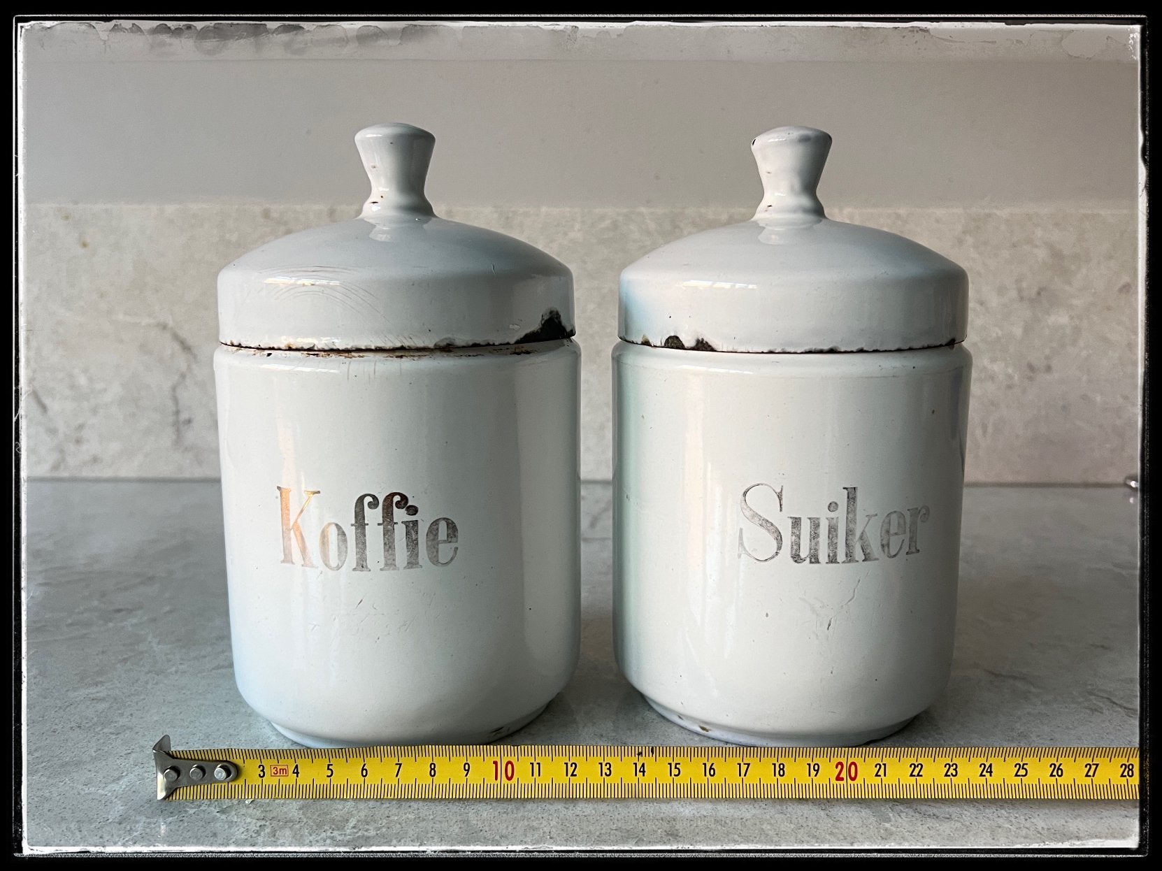 2 wit emaille bussen koffie suiker, Ophalen of Verzenden
