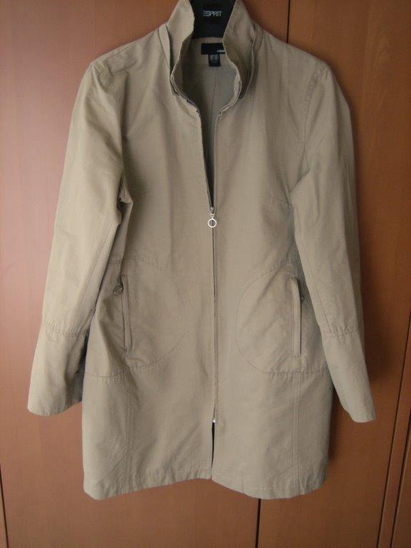 Nieuw! Beige regenjas met afritsbare muts H&M 46 snazzeys, Kleding | Dames, H&M, Verzenden, Beige, Maat 46/48 (XL) of groter