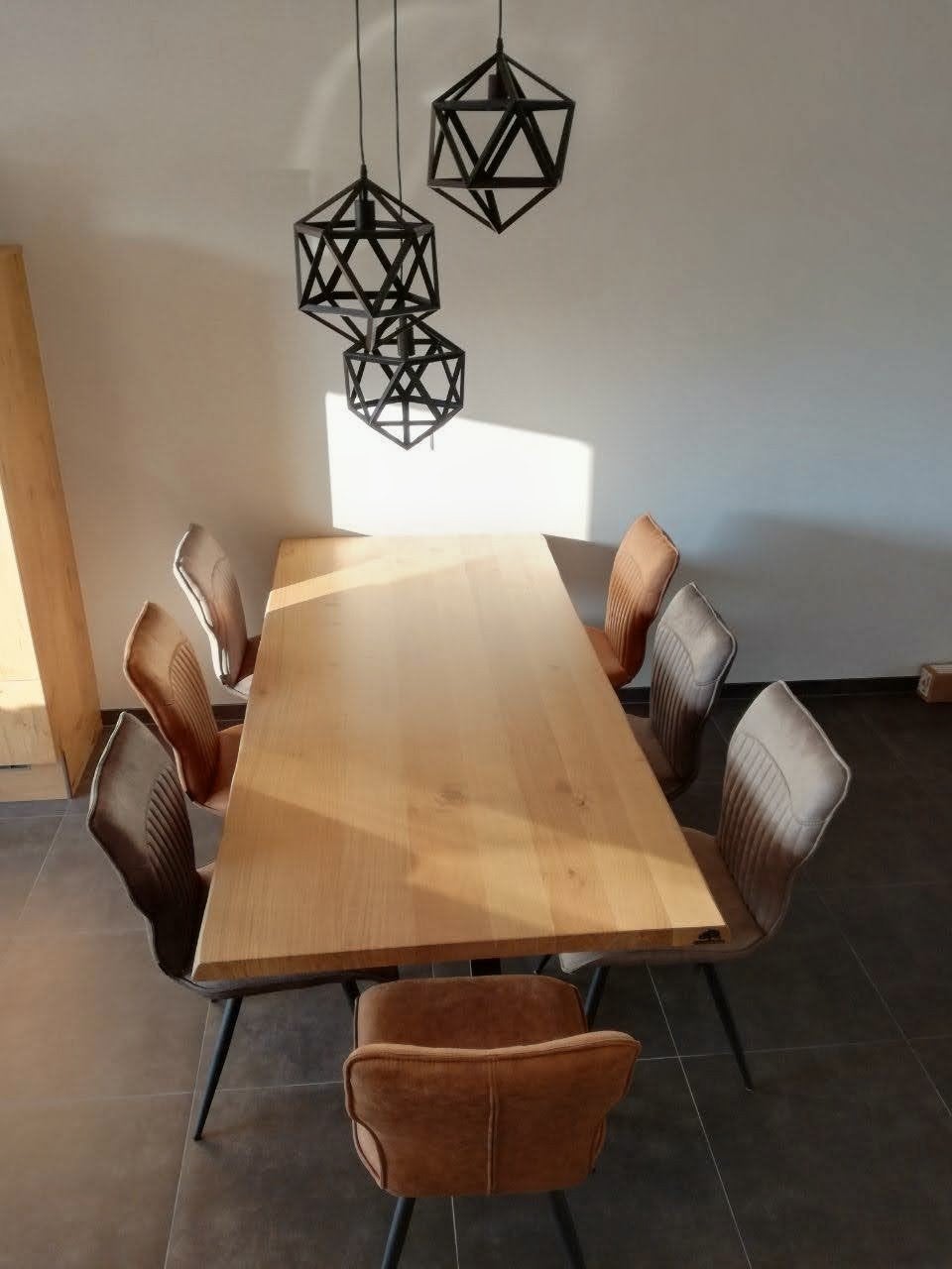 Massief eiken boomstamtafel 220x100 met stalen twistpoot, Ophalen, 100 tot 150 cm, 200 cm of meer, Zo goed als nieuw