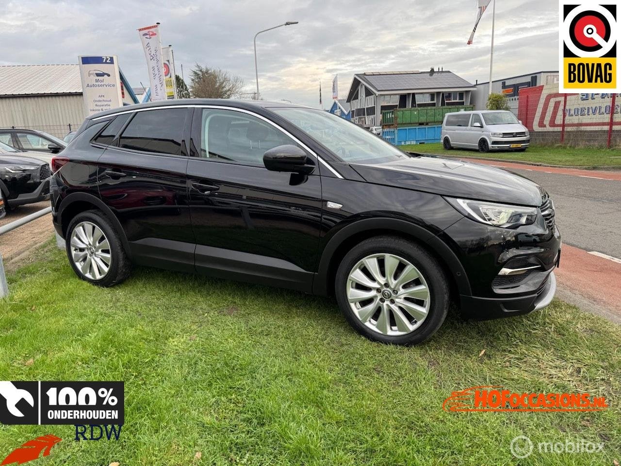 Opel Grandland X 1.6 Turbo Ultimate AUTOMAAT/LEDER/CARPLAY, Auto's, Zwart, 4 cilinders, Leder en Stof, Zwart