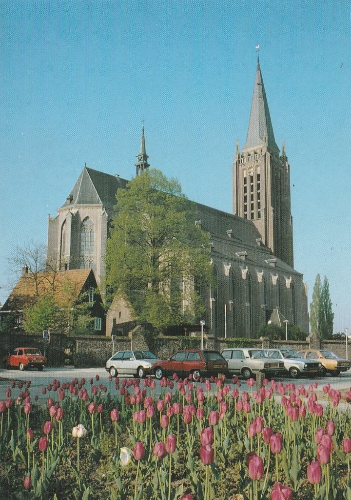 VENRAY Grote Kerk met Daf Fiat Opel enz, Verzenden, 1980 tot heden, Gelopen, Limburg