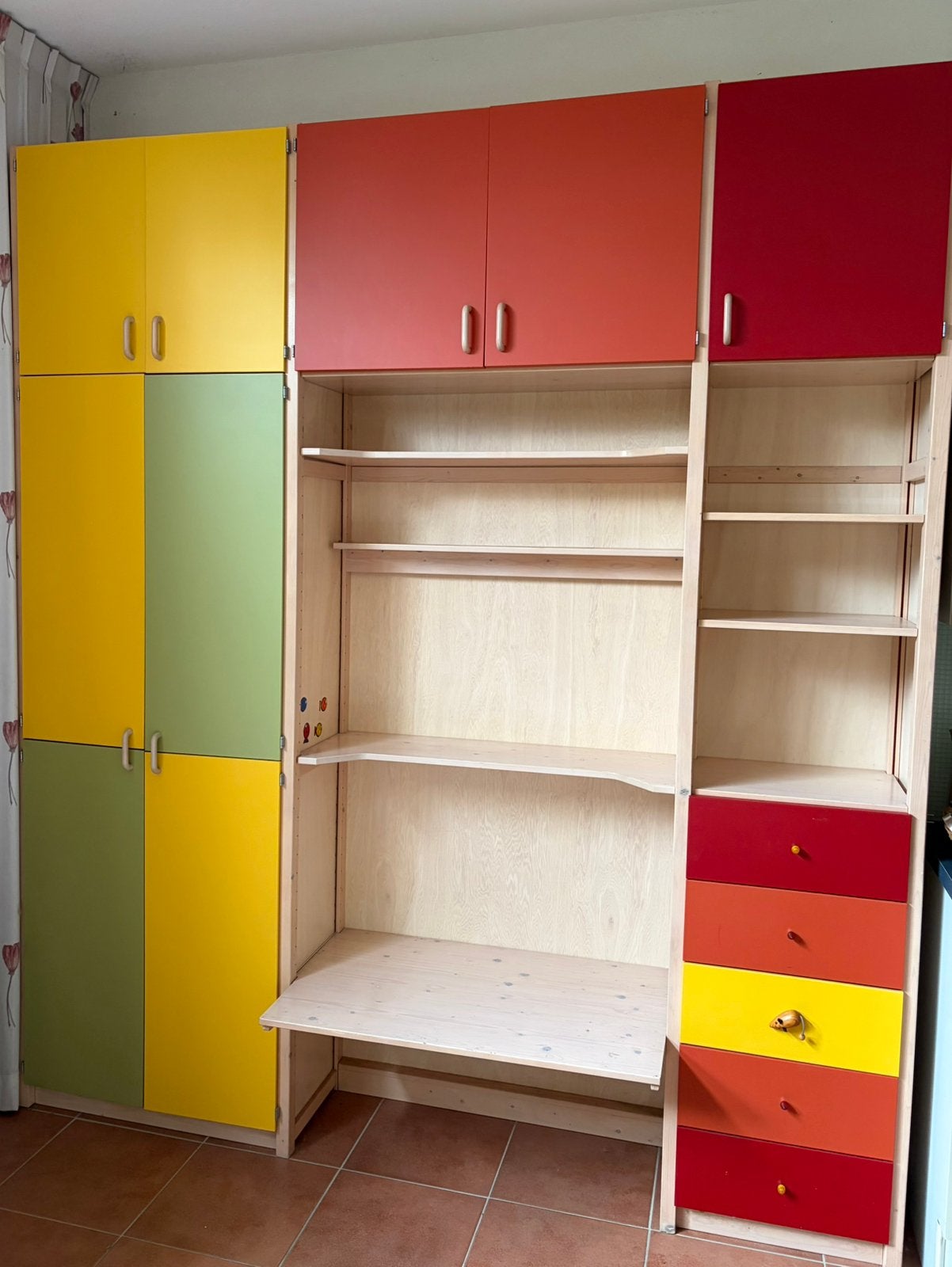 Prachtige grote Lundia kast voor kinderkamer, Ophalen, 105 cm of meer, Minder dan 50 cm, 100 cm of meer