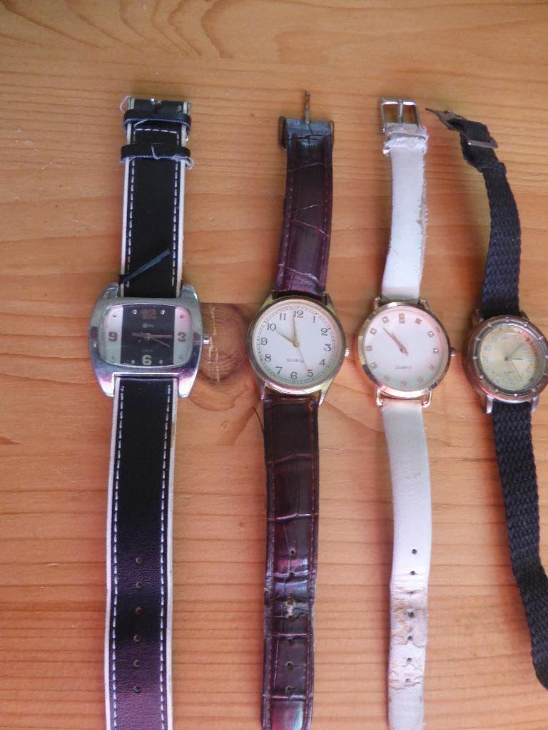 T.k. 4 Dameshorloges., Overige merken, Polshorloge, Overige materialen, Ophalen of Verzenden
