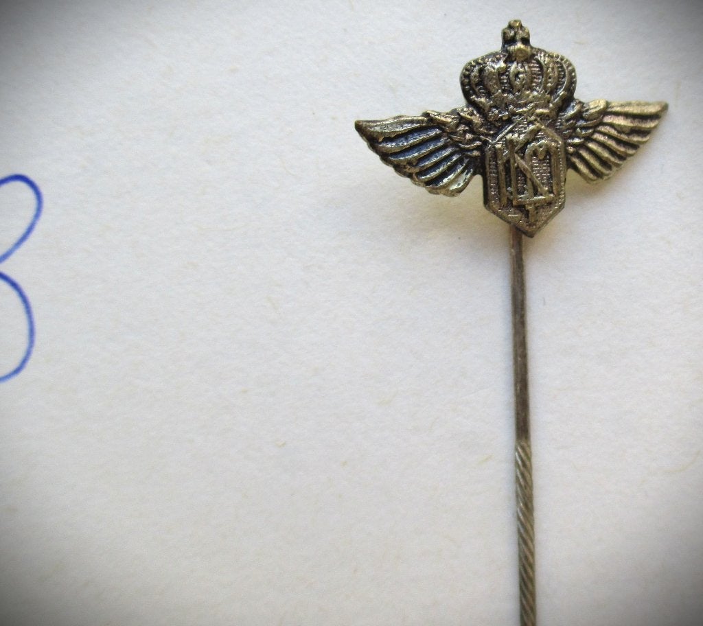 KLM Nieuw en oude speldjes~Zilver kleur~Speld Broche, Verzamelen, Ophalen of Verzenden, Gebruikt, Overige typen