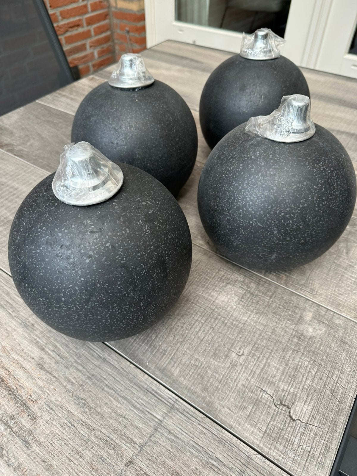 Terrazzo olielampen bolvormig 20 cm zwart 4 stuks, Tuin en Terras, Ophalen, Nieuw