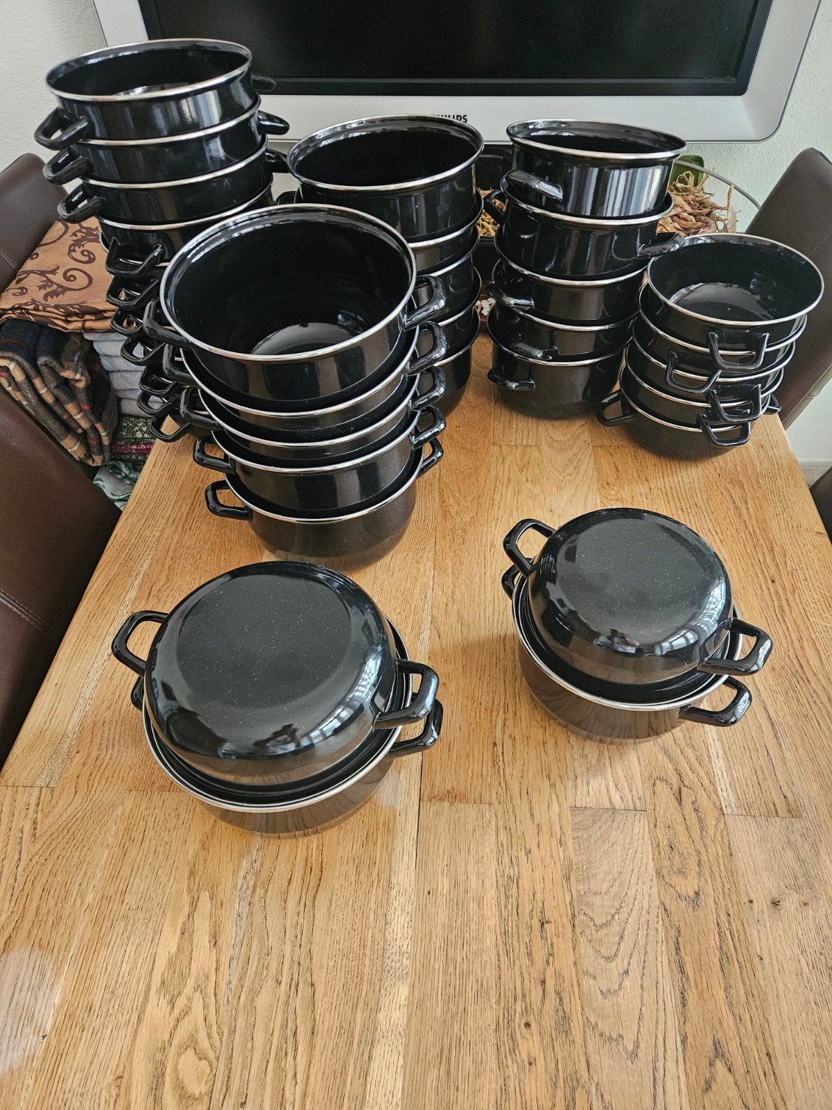 17 Mosselpannetjes met deksel (20cm en 22cm), Huis en Inrichting, Ophalen of Verzenden, Zo goed als nieuw, Overige materialen