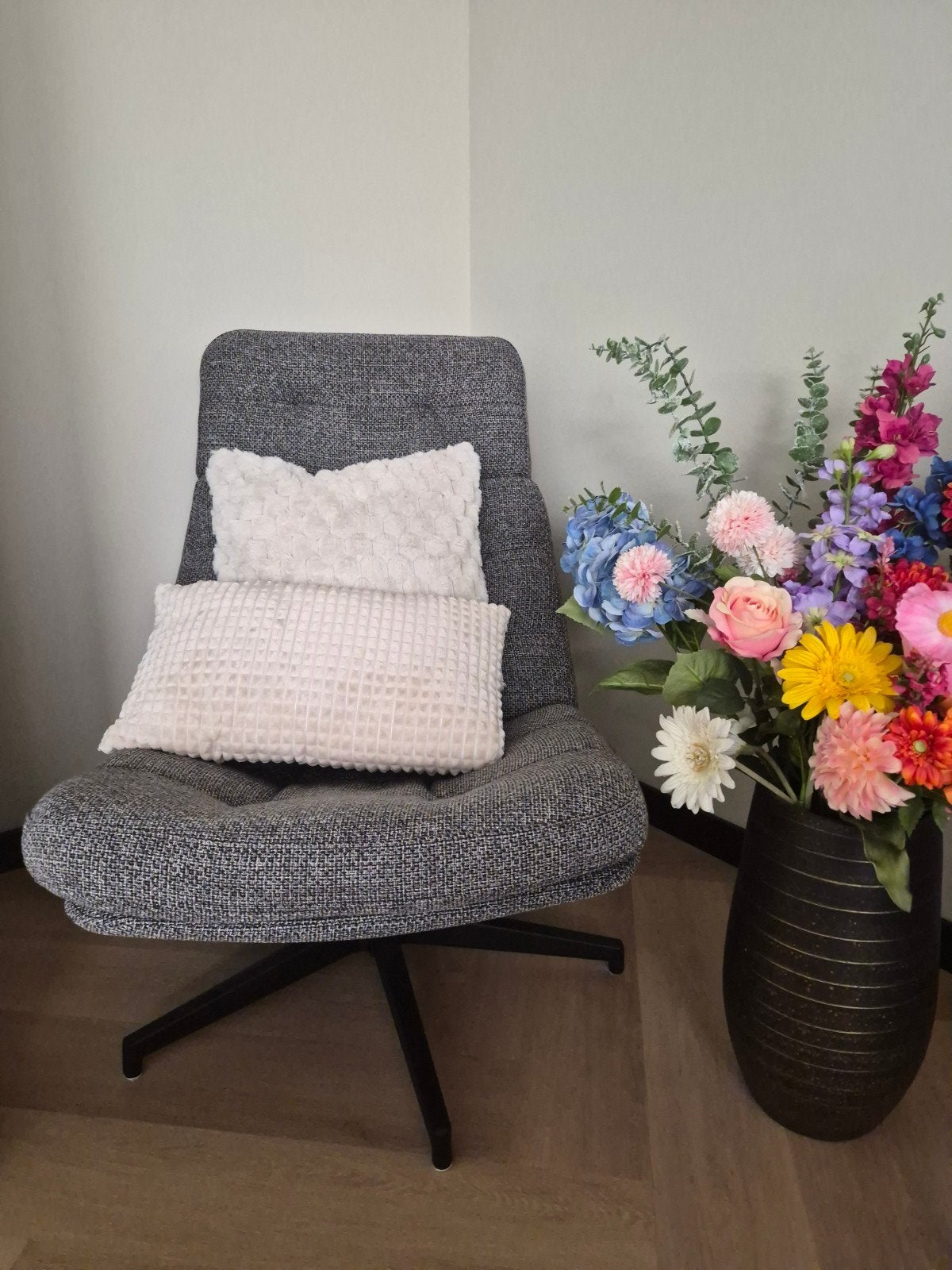 IKEA Havberg Draaifauteuil  stoel met voetenbank -, Huis en Inrichting, Fauteuils, 75 tot 100 cm, Ophalen of Verzenden, Zo goed als nieuw