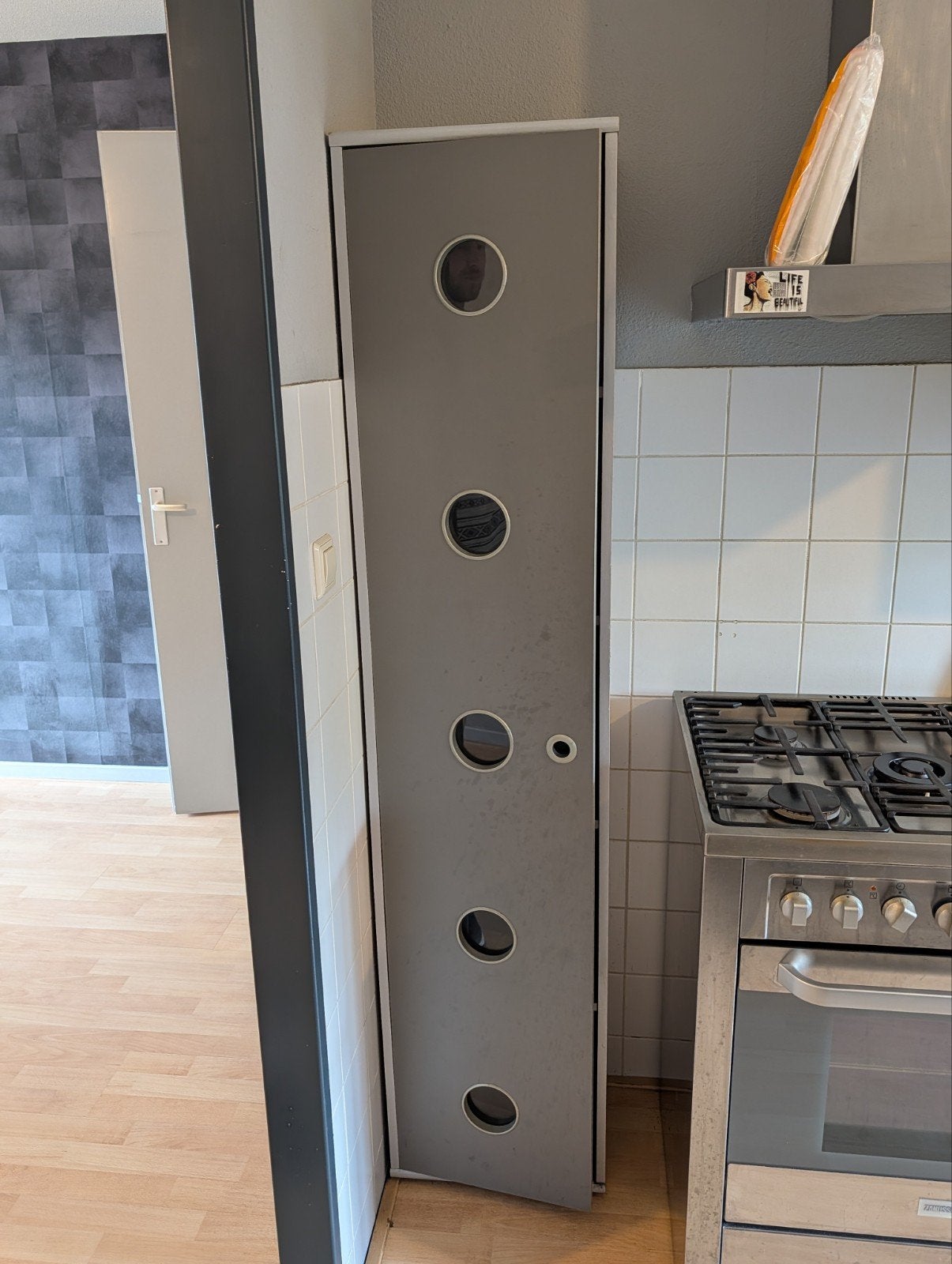 2x smalle grijze kast - gebruikt - gratis, Ophalen, Gebruikt