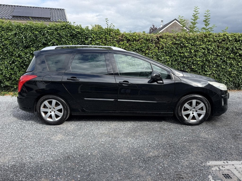 Peugeot 308 SW 2.0 HDi Blue Lease Executive Automaat | Navi, Auto's, Euro 5, Stof, Gebruikt, 1578 kg
