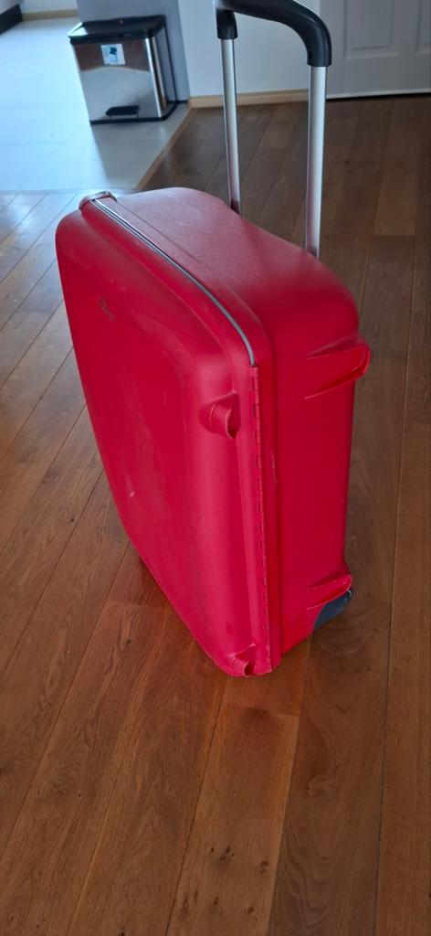 Samsonite XL Koffer Rood - 81x54x28 cm, 120L, 2 Wielen, Gebruikt, Hard kunststof, 45 tot 55 cm, 70 cm of meer