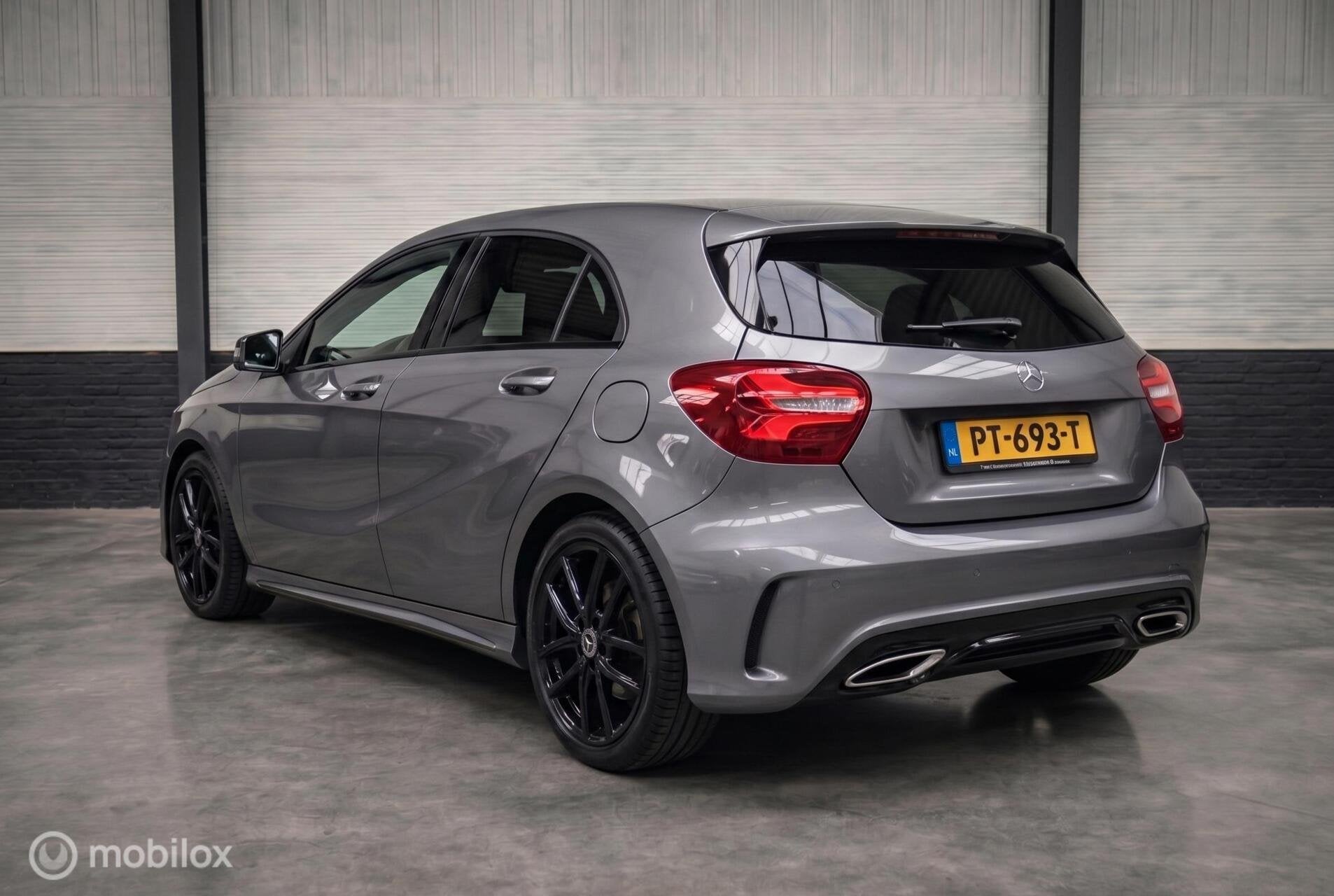 Mercedes A-klasse 180 ambition AMG style, Auto's, Voorwielaandrijving, Gebruikt, Euro 6, 4 cilinders