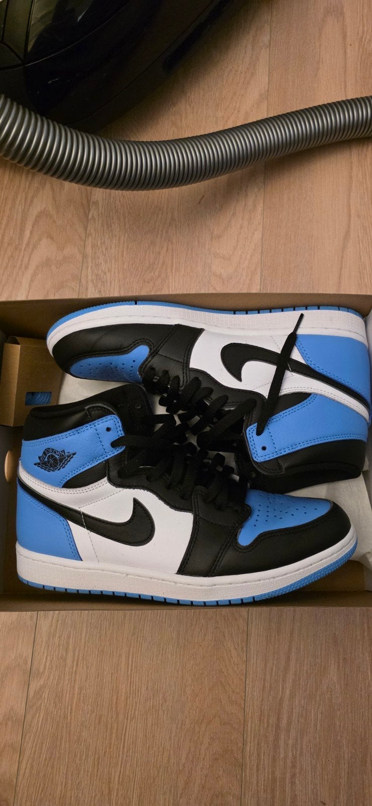Nike Air Jordan 1 Retro High OG University Blue Maat 42, Bruin, Ophalen of Verzenden, Nike Air Jordan, Sneakers of Gympen