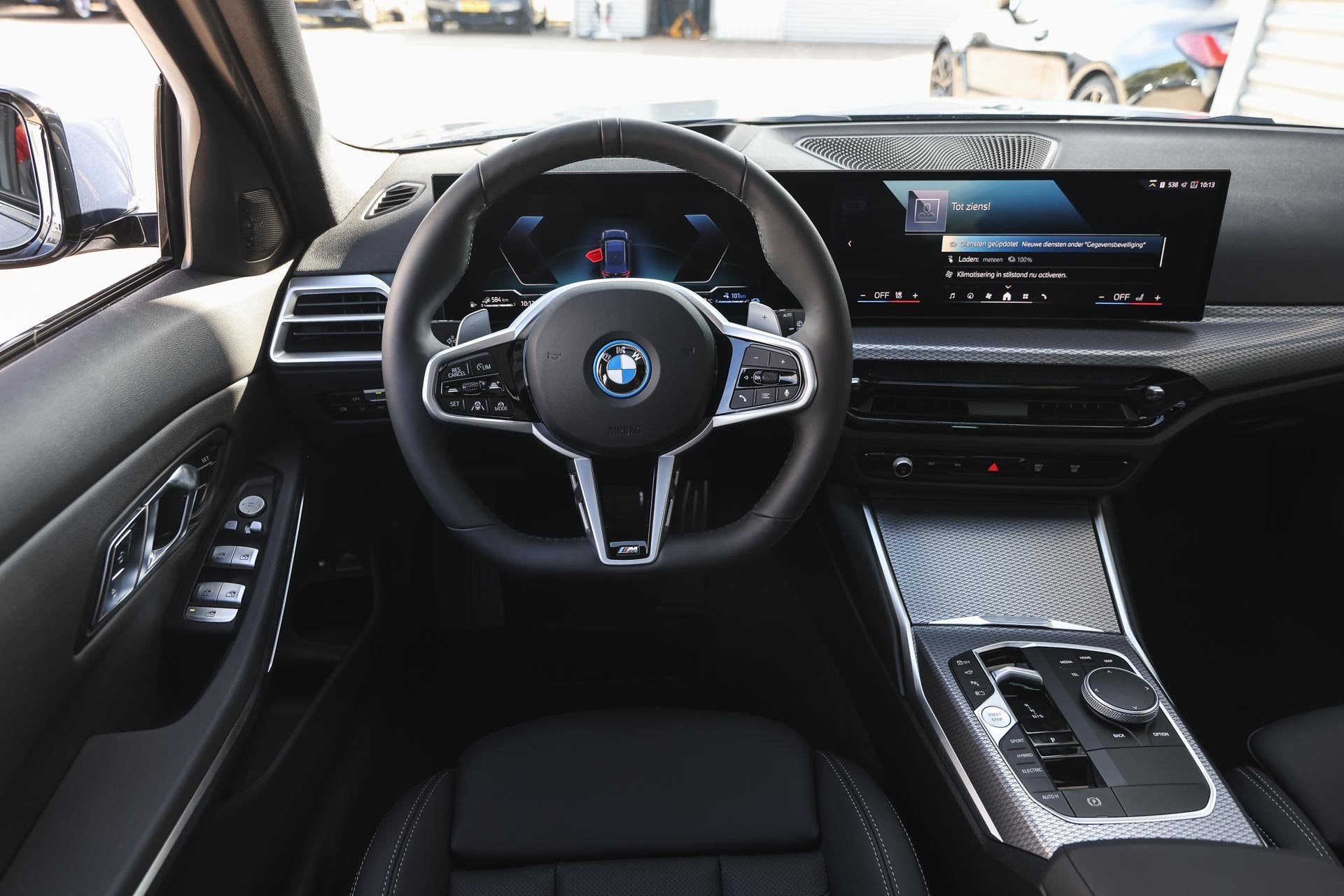 BMW 3 Serie Touring 330e M Sport Automaat / Panoramadak / Tr, Achterwielaandrijving, 4 cilinders, Met garantie (alle), Hybride Elektrisch/Benzine