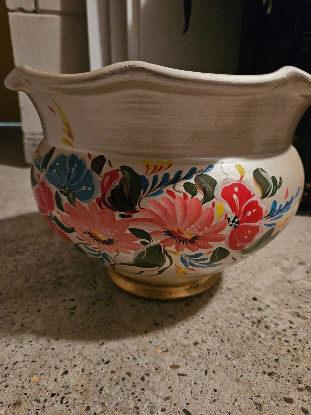 Bassano Decoratieve bloempot met handgeschilderde bloemen, Antiek en Kunst, Antiek | Vazen, Ophalen