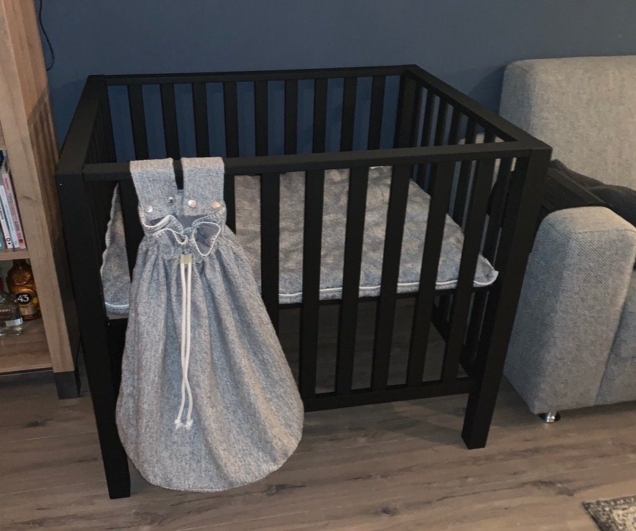Europe Baby box mat zwart - Lichte gebruikssporen, Ophalen, Gebruikt, Rechthoekig, In hoogte verstelbaar