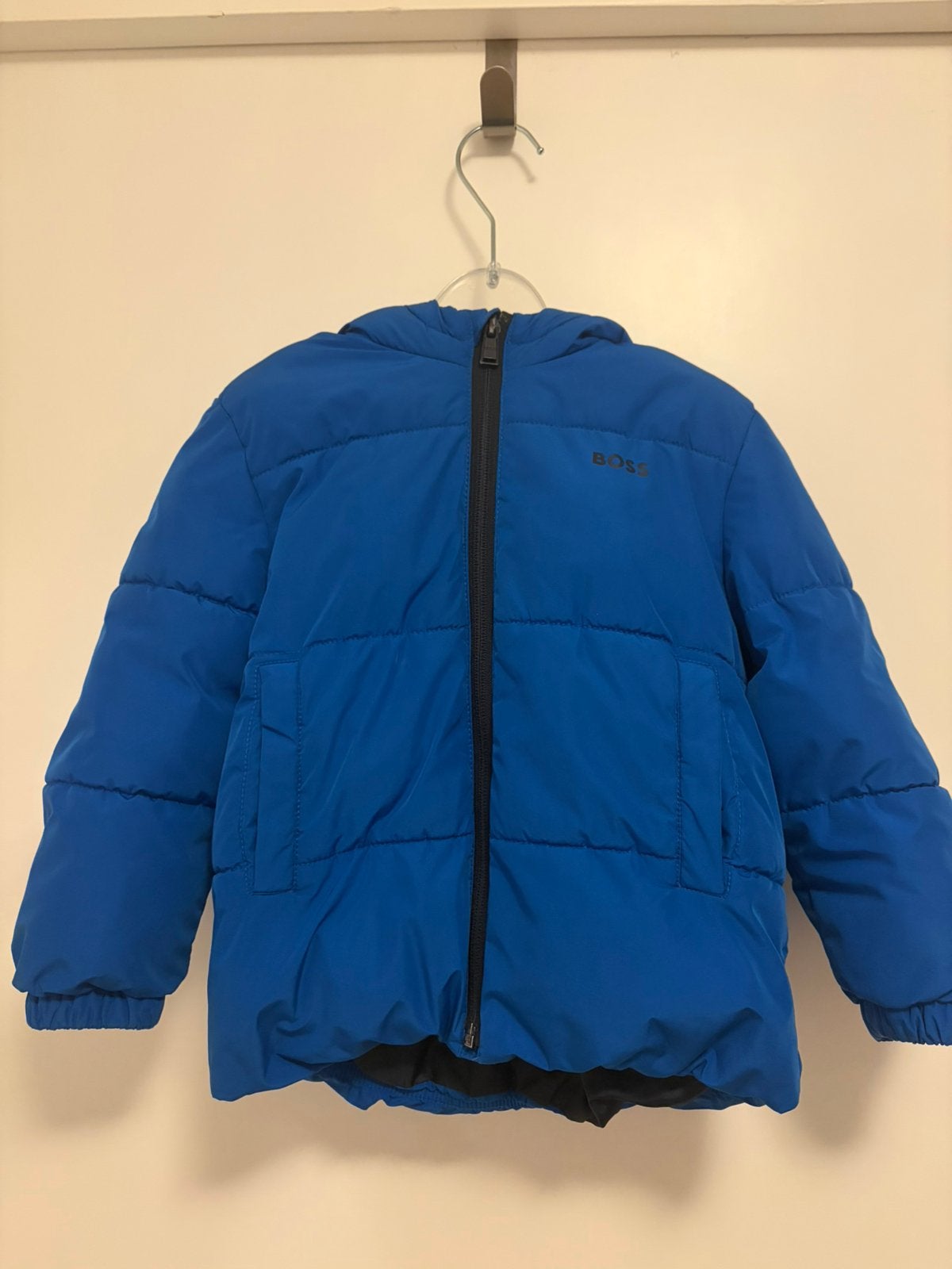 Boss jongens jas, Kleding | Heren, Ophalen of Verzenden, Zo goed als nieuw, Overige maten, Blauw