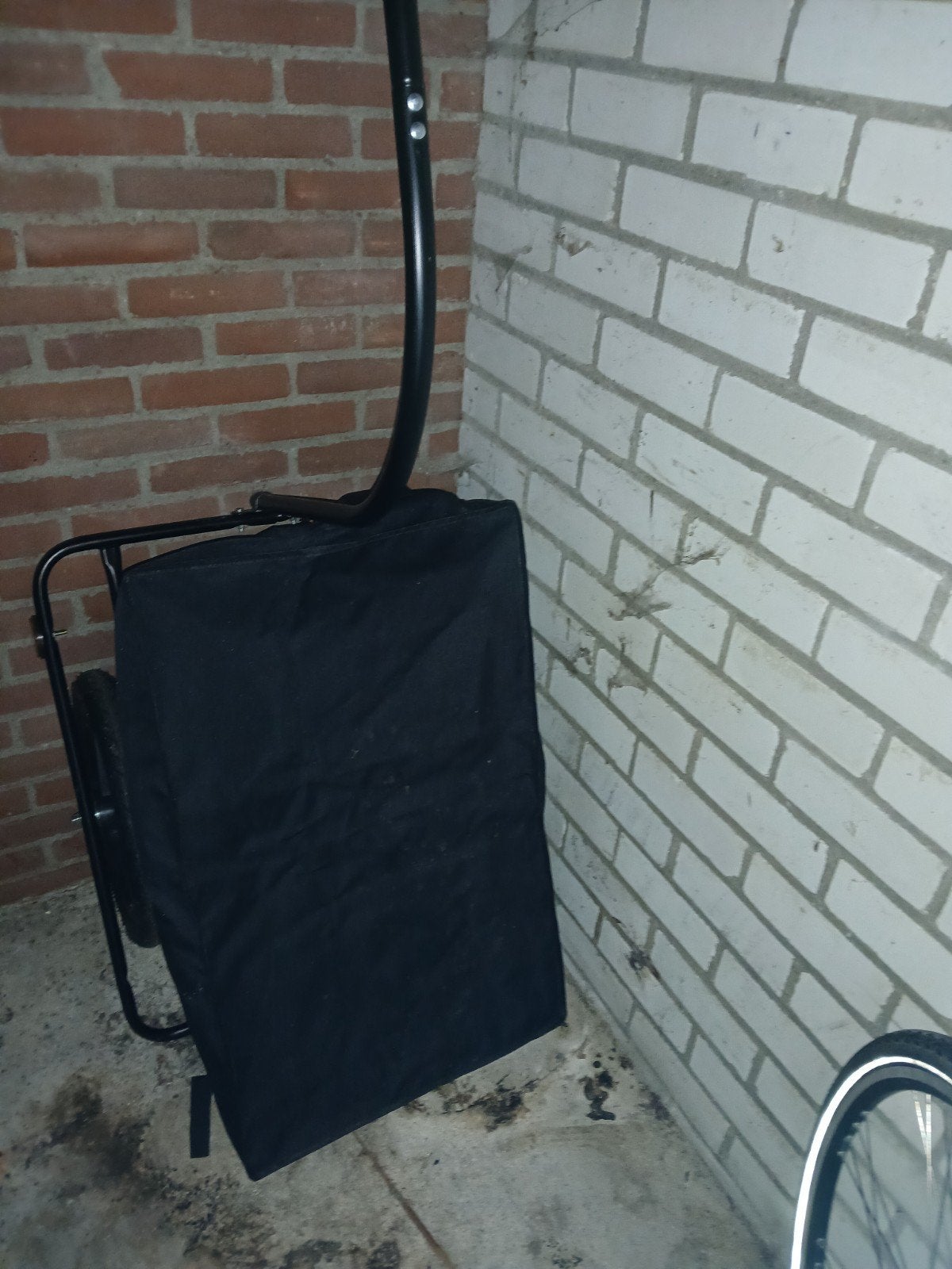 Fietsaanhanger 90 liter - Handige bagagekar, Ophalen, Gebruikt, Bagagekar, 80 kg of meer