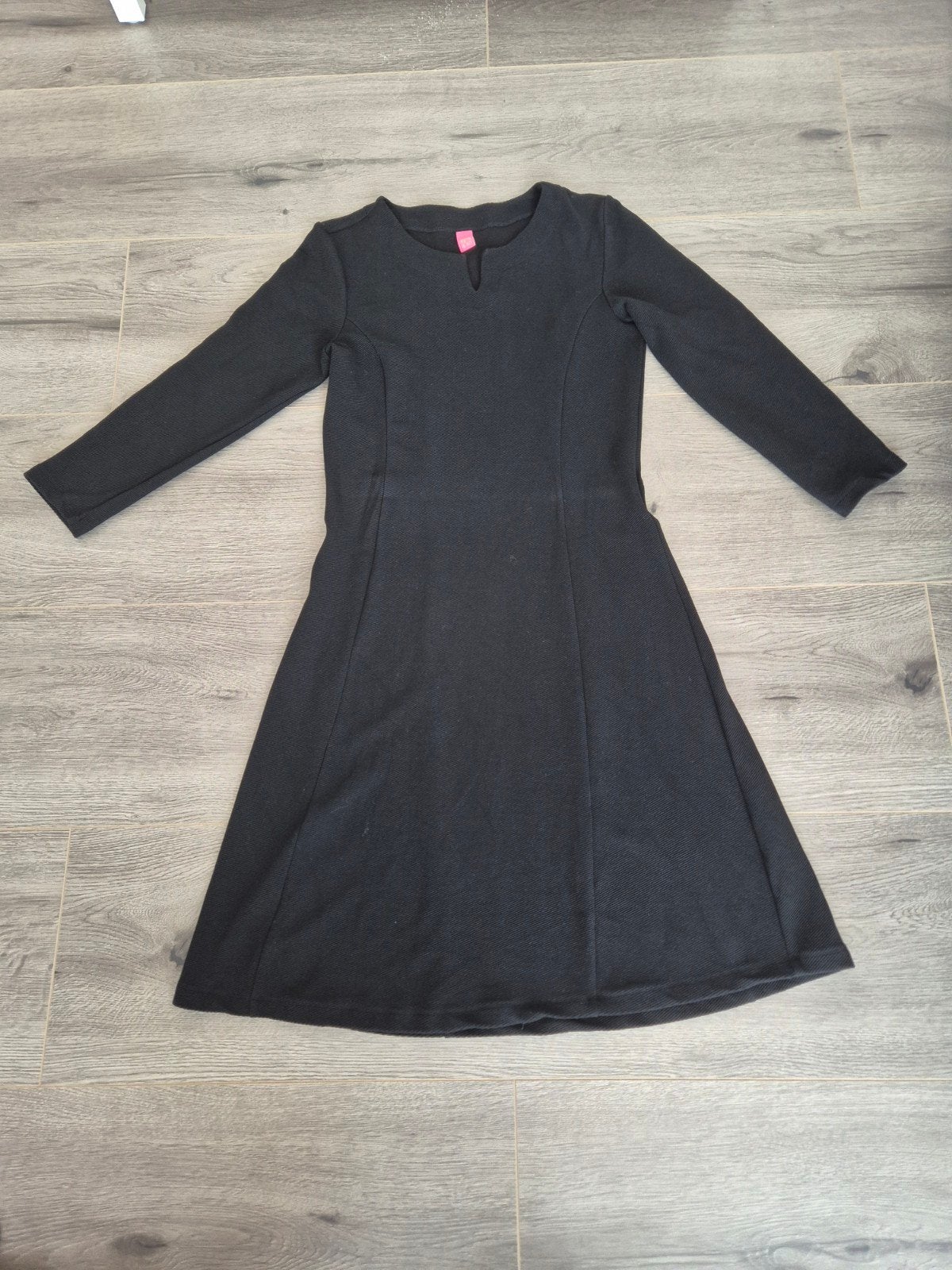 Kyra & Ko Zwarte A-lijn Jurk – Maat M – Met V-hals, Kleding | Dames, Maat 38/40 (M), Zwart, Ophalen of Verzenden, Zo goed als nieuw