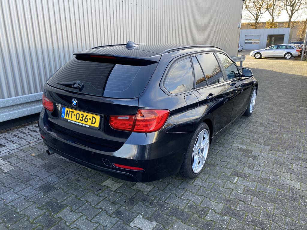 BMW 3 Serie Touring 316i High Executive iDrive, Navi, Clima,, Auto's, Gebruikt, Euro 6, 4 cilinders, Zwart