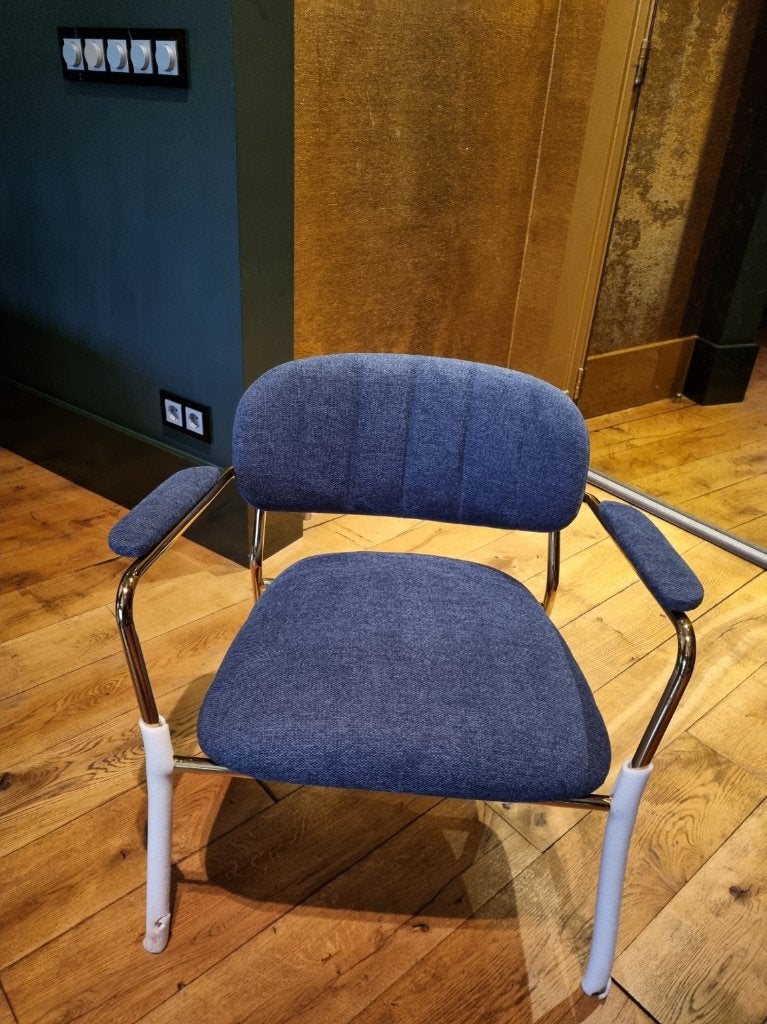 Fauteuil Jolien goud donkerblauw - nieuw, Huis en Inrichting, Nieuw, 75 tot 100 cm, Ophalen of Verzenden, Stof