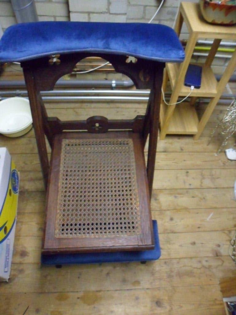 oud bidstoeltje  gerestaureerd, Antiek en Kunst, Antiek | Meubels | Stoelen en Banken, Ophalen