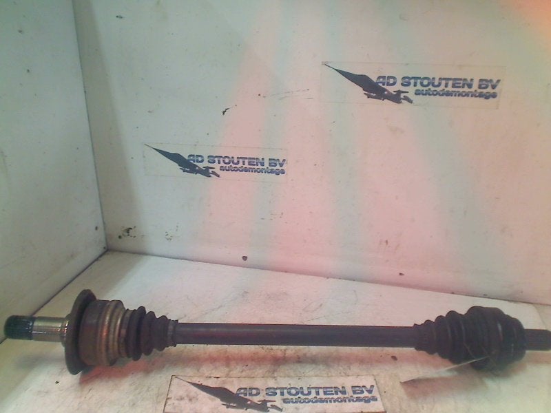 Aandrijfas Rechts Achter BMW 5 serie Touring (F11) 2012, Gebruikt, Petuelring 130, München 80809, , Duitsland, BMW, Bayerische Motoren Werke AG