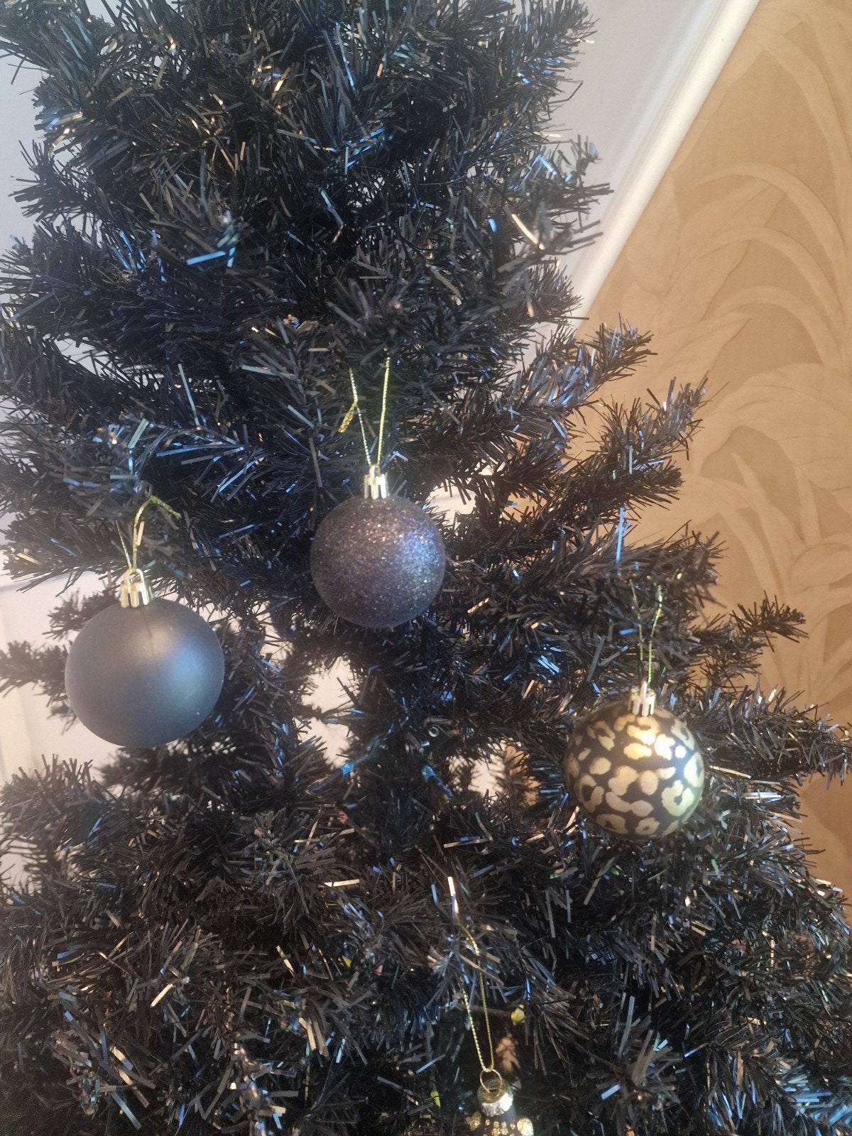 20 mooie kunststof zwart goud kerstballen, Ophalen, Zo goed als nieuw