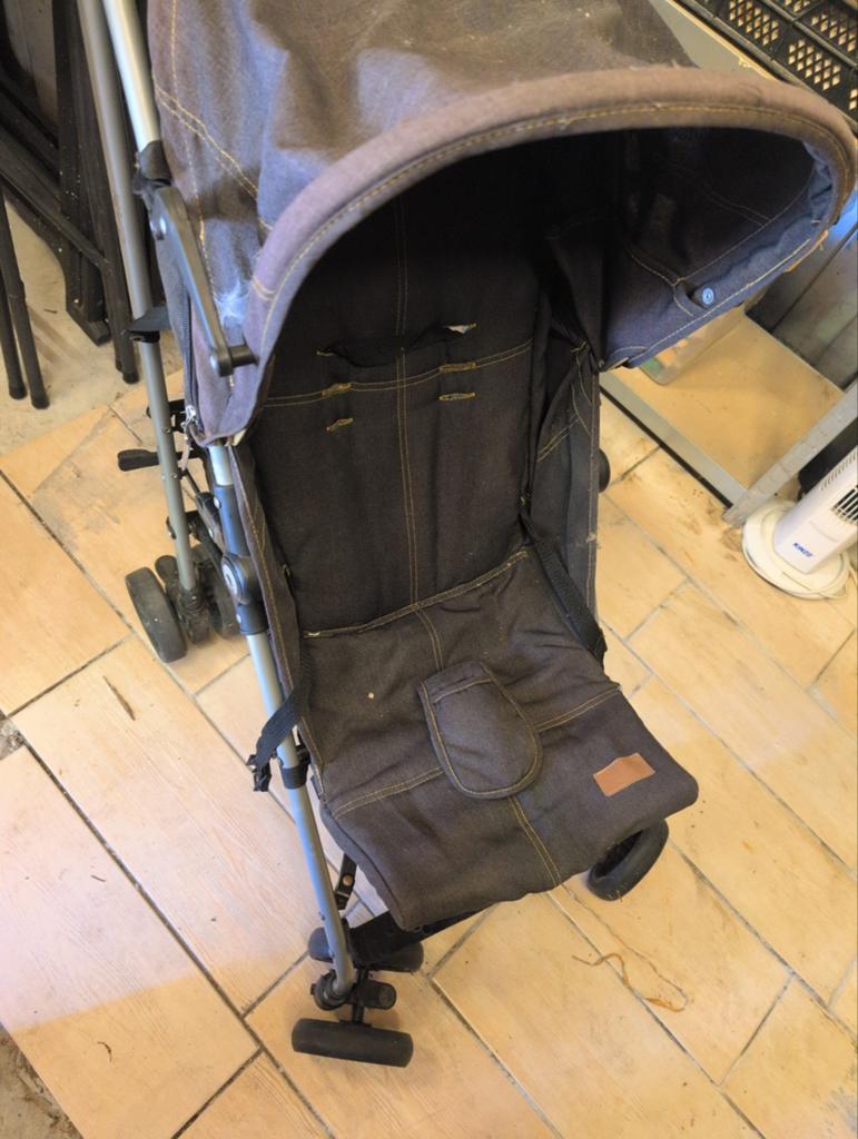 Gebruikte buggy met zonnekap - Ideaal voor onderweg!, Ophalen, Gebruikt, Overige merken, Zonnekap