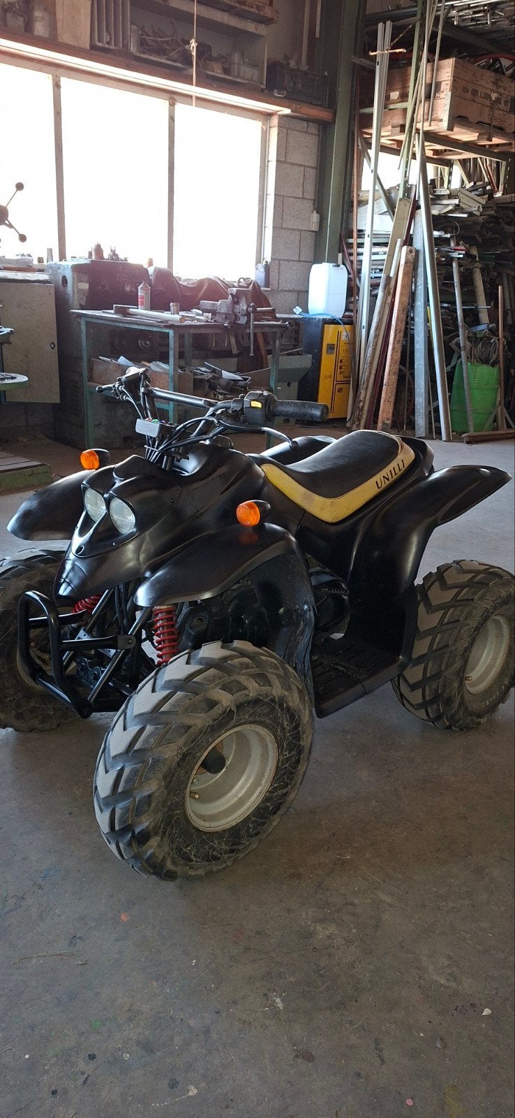 Unilli 50 quad op Bromkenteken - rijdend, Ophalen, Tweetakt, Gebruikt, Overige modellen
