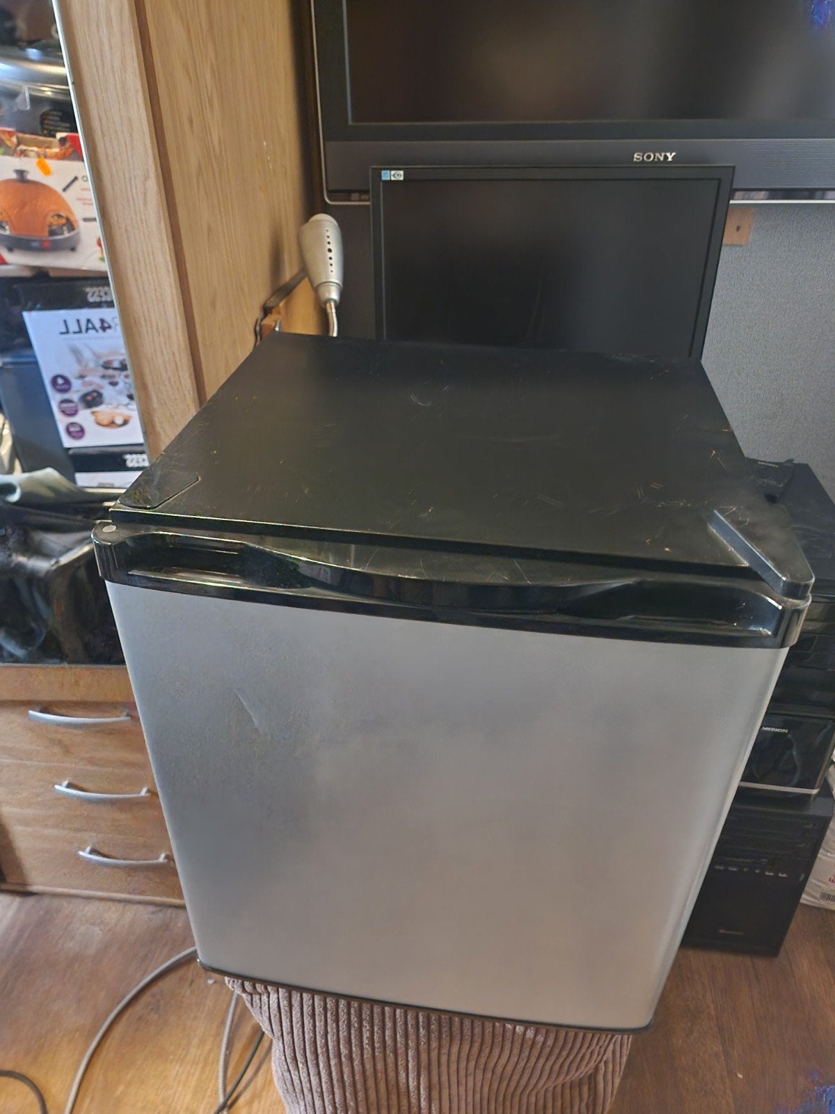 Te koop mini koelkastje          40x43 en 50cm hoog, Witgoed en Apparatuur, Zonder vriesvak, Ophalen of Verzenden, Minder dan 75 liter