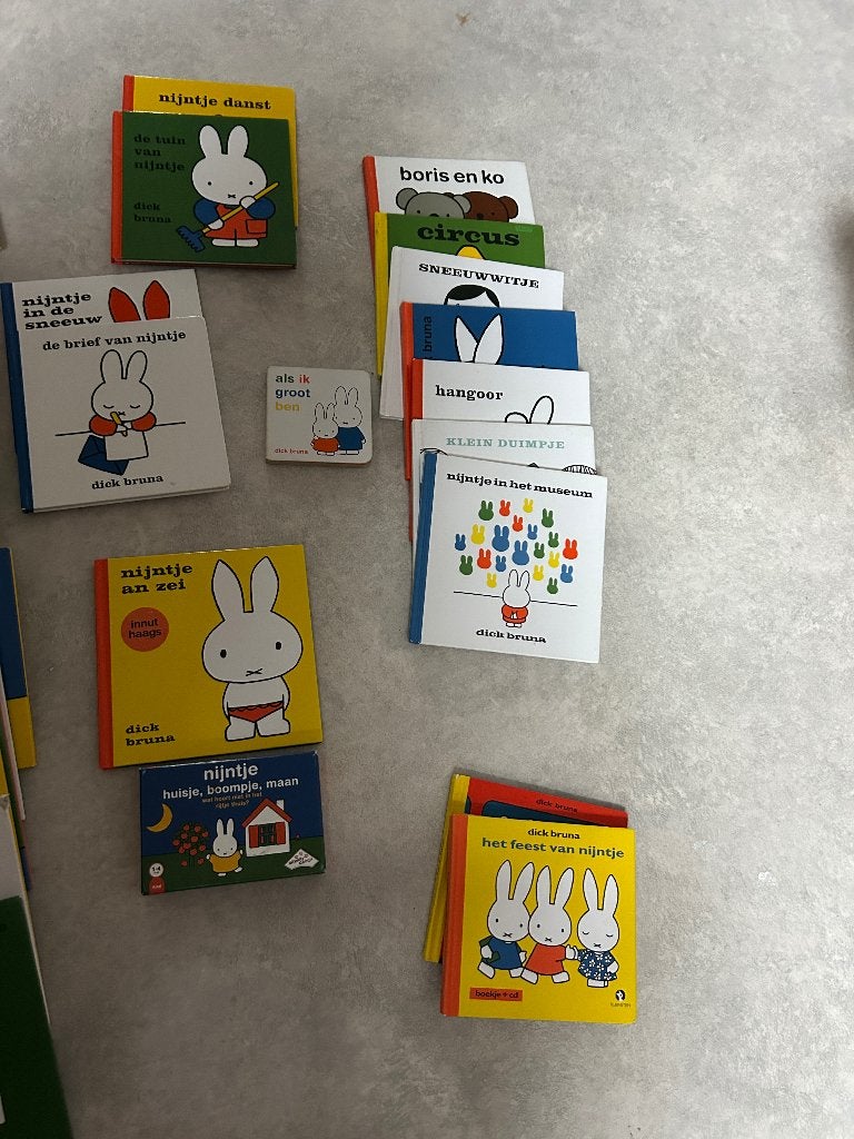 Nijntjes boeken, Ophalen, Fictie algemeen, Jongen of Meisje, Zo goed als nieuw