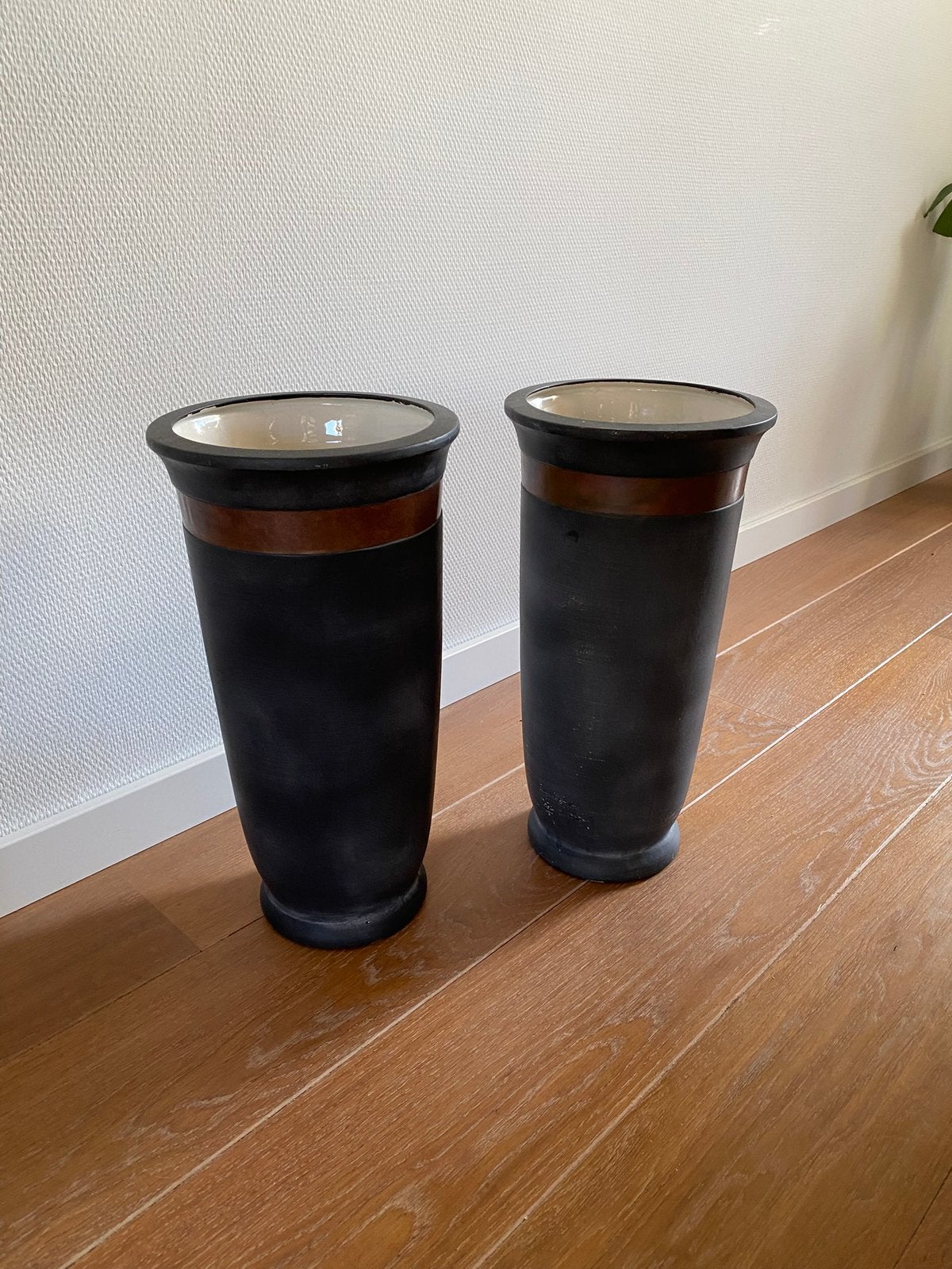 Hoge aardewerk vazen/ bloempot, 2 stuks, Ophalen, Rond, Binnen, Zo goed als nieuw