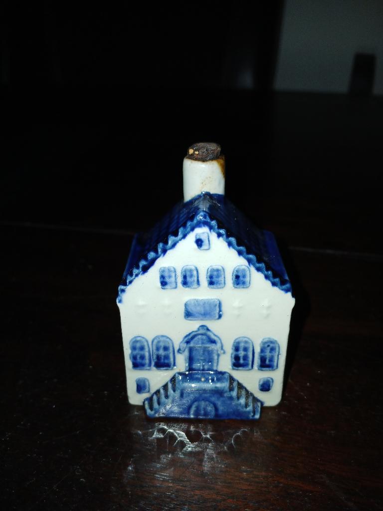 KLM huisje no.4, Verzamelen, KLM Huisjes, Ophalen of Verzenden, Zo goed als nieuw, 1 t/m 20