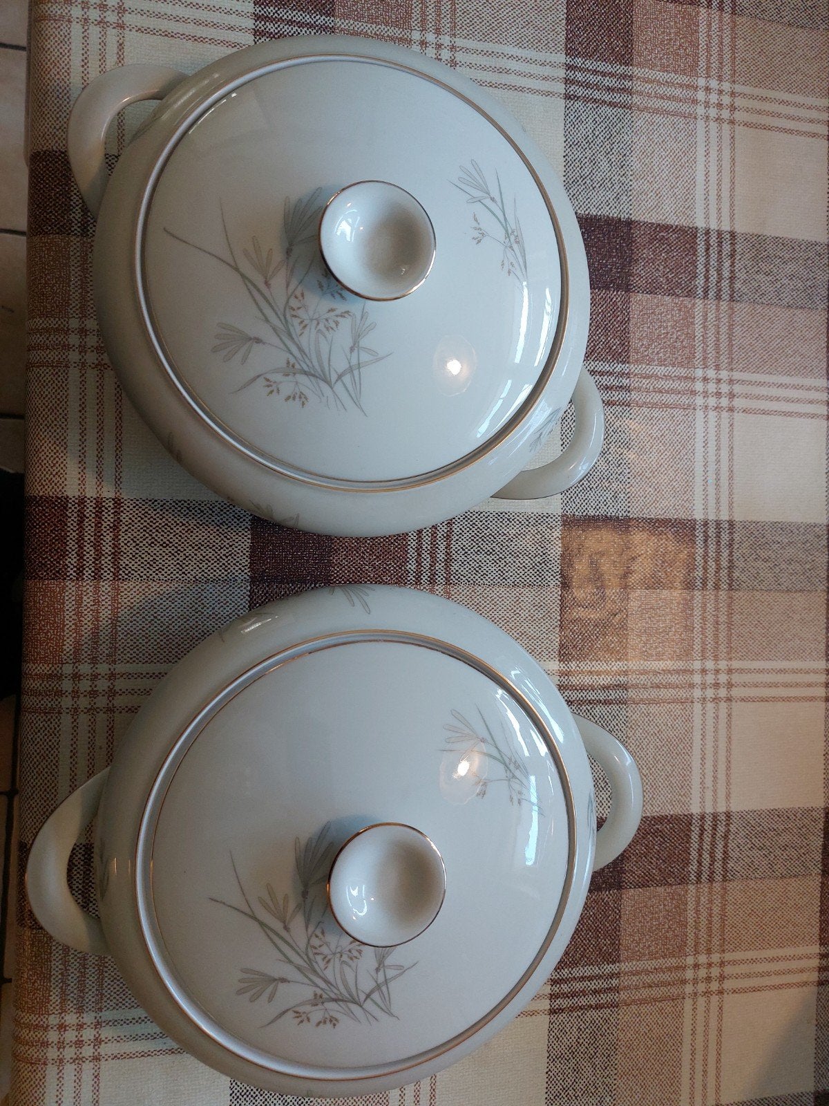 2x KPM Royal Tureen met Deksel - Wit met Bloemmotief, Ophalen of Verzenden