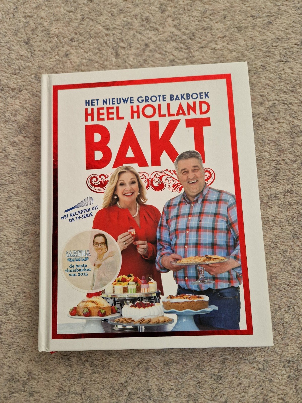Heel Holland Bakt, Boeken, Ophalen of Verzenden, Zo goed als nieuw, Nederland en België