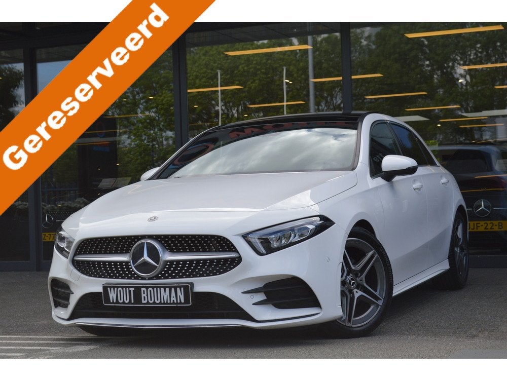Mercedes-Benz A-Klasse 180 AMG Led Panorama Widescreen Sfeer, Auto's, 136 pk, Gebruikt, 4 cilinders, Wit