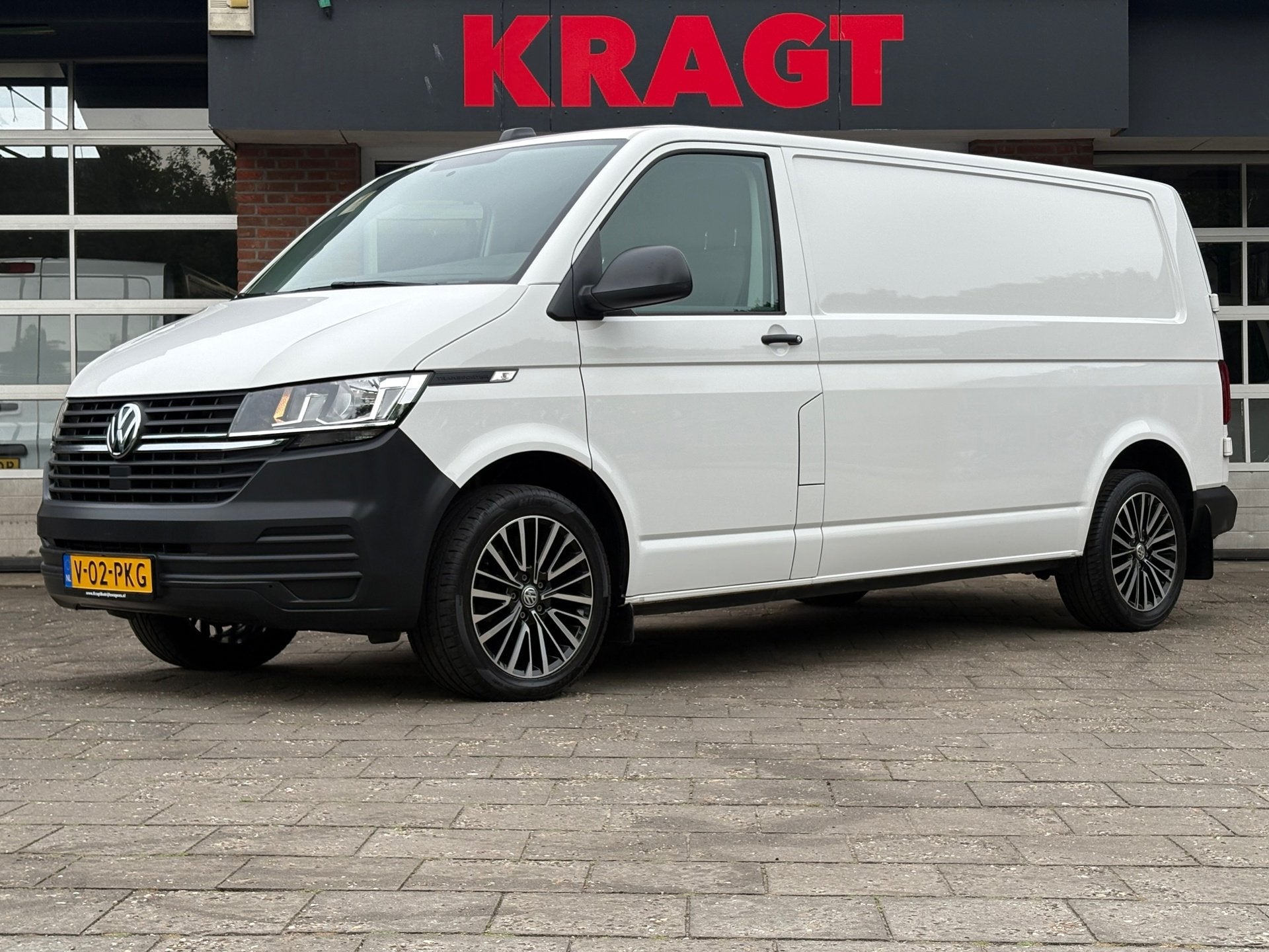 Volkswagen TRANSPORTER 2.0 TDI L2H1 150PK!|DSG Automaat|lich, Auto's, Stof, Gebruikt, 4 cilinders, 150 pk