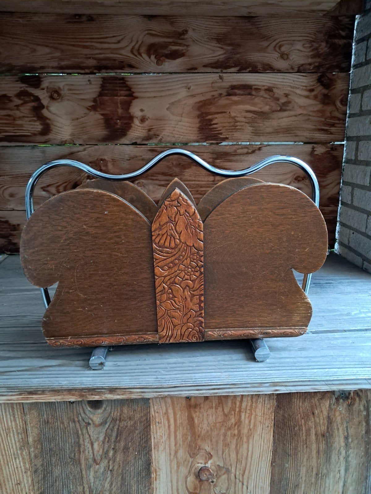 Vintage houten lectuurbak met chromen handvat, Met handvat, Gebruikt, Lectuurbak, Hout