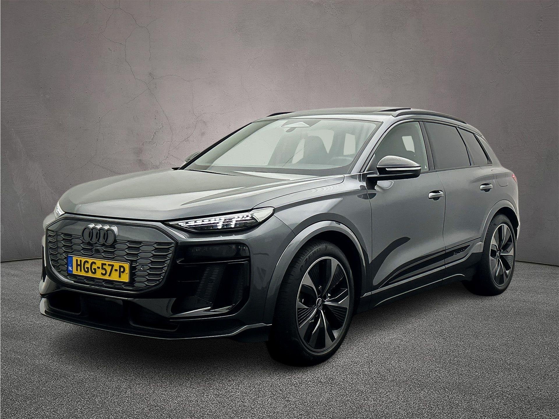 Audi SQ6 e-tron quattro 100 kWh | Pano | Headup | Trekhaak |, Automaat, Gebruikt, 100 kWh, 2325 kg