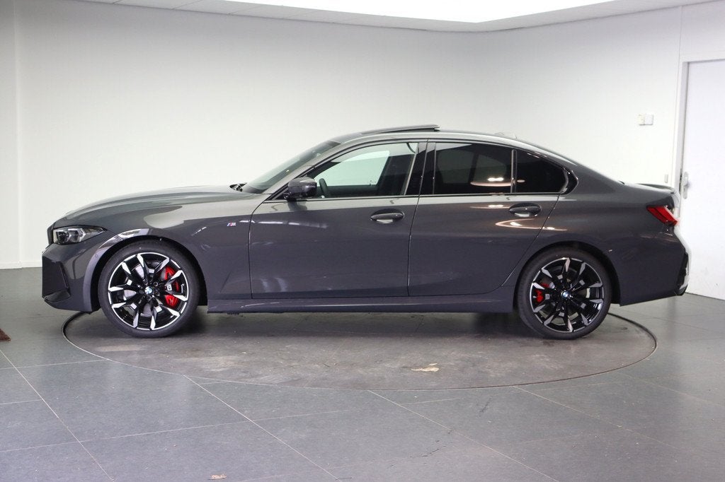 BMW 3 Serie 330i xDrive M Sport Automaat / Schuif-kanteldak, Auto's, BMW, Automaat, 1998 cc, Zwart, 4 cilinders
