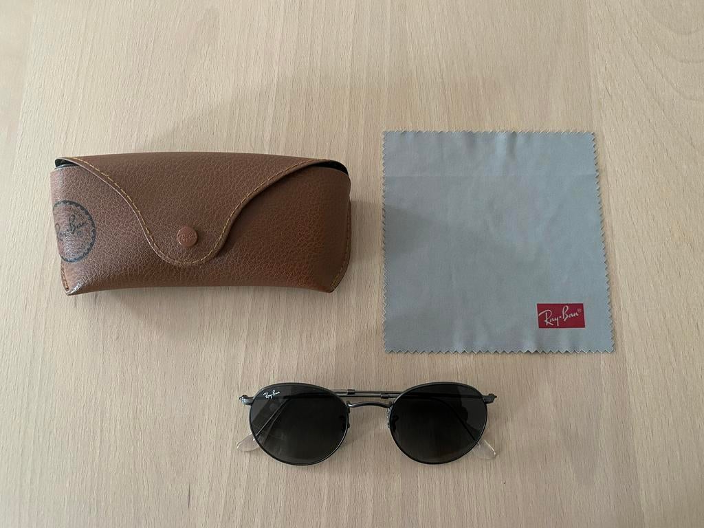 Ray-Ban zonnebril, Ophalen of Verzenden, Zo goed als nieuw
